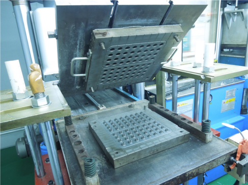 <a href='http://www.jinxiule.com/Helps/dgongshidiboguijiaozh.html' class='keys' title='點擊查看關于硅膠制品廠家的相關信息' target='_blank'>硅膠制品廠家</a>